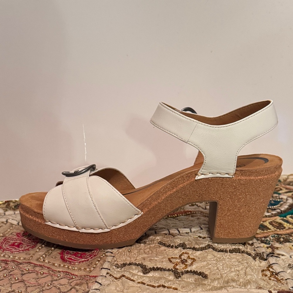 Aetrex White Platform Sandals Size 10US/ 41 - Picture 4 of 15